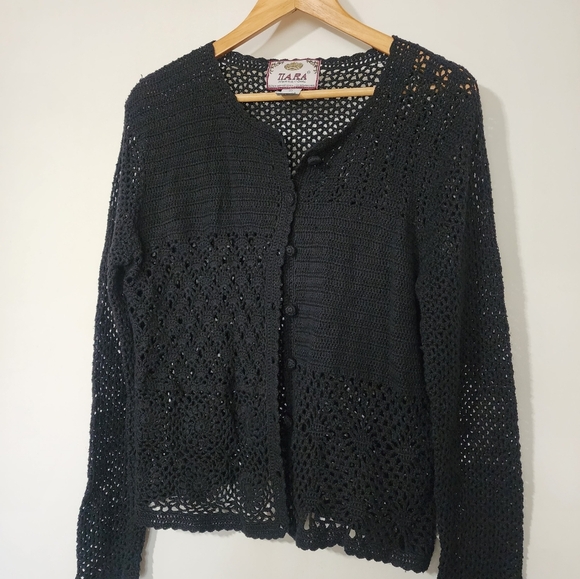 Vintage Tiara black crochet buttondown cardigan - Picture 7 of 7